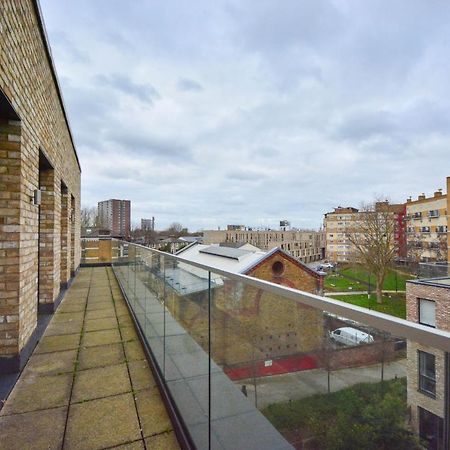 Apartment Wharf - Cambridge Av ロンドン エクステリア 写真