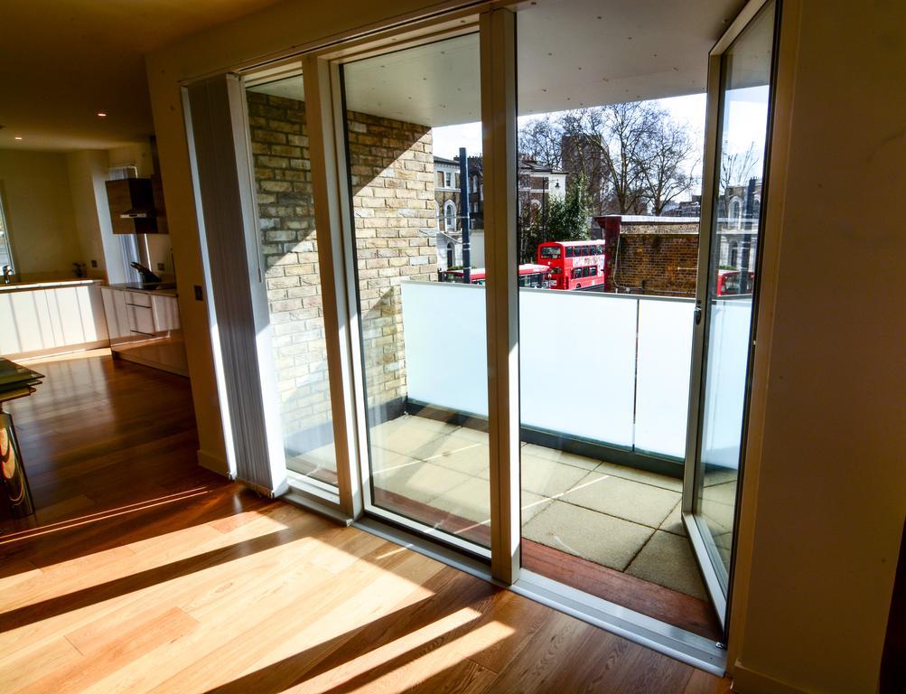 Apartment Wharf - Cambridge Av ロンドン エクステリア 写真
