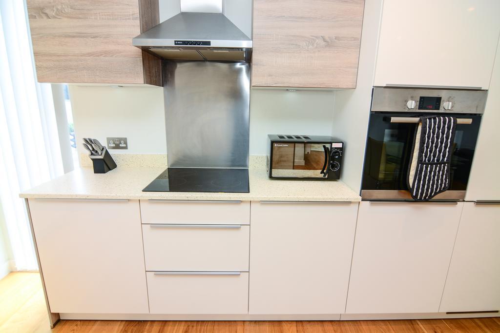 Apartment Wharf - Cambridge Av ロンドン エクステリア 写真