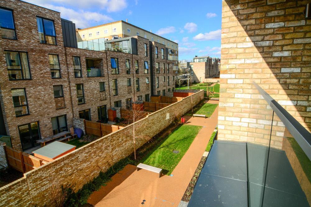 Apartment Wharf - Cambridge Av ロンドン エクステリア 写真
